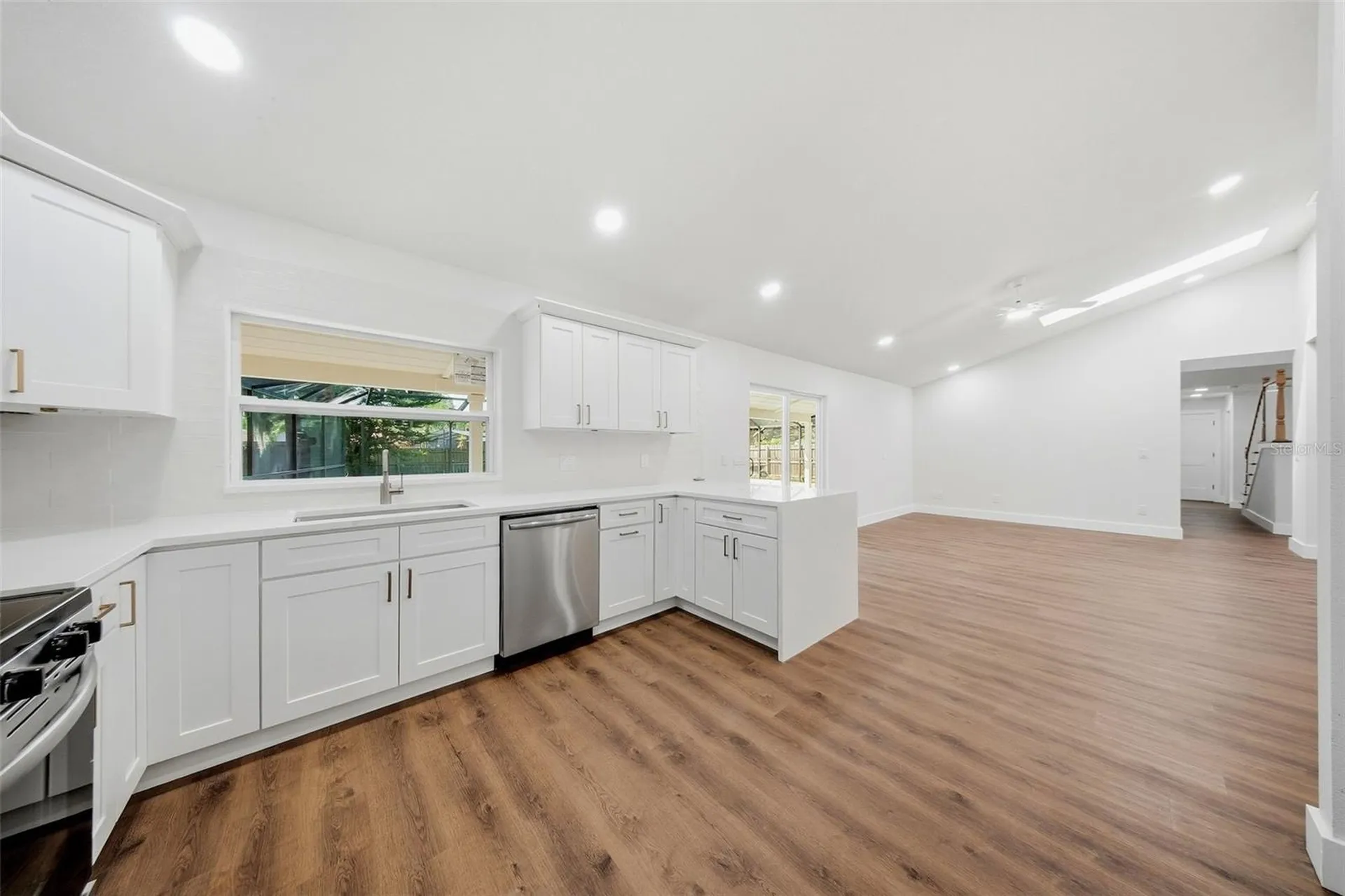 2104 Doefield Court Valrico FL 33596