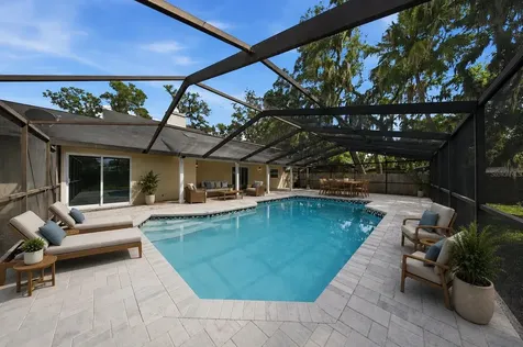 2104 Doefield Court Valrico FL 33596