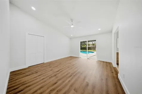 2104 Doefield Court Valrico FL 33596