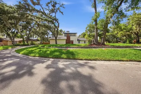 2104 Doefield Court Valrico FL 33596