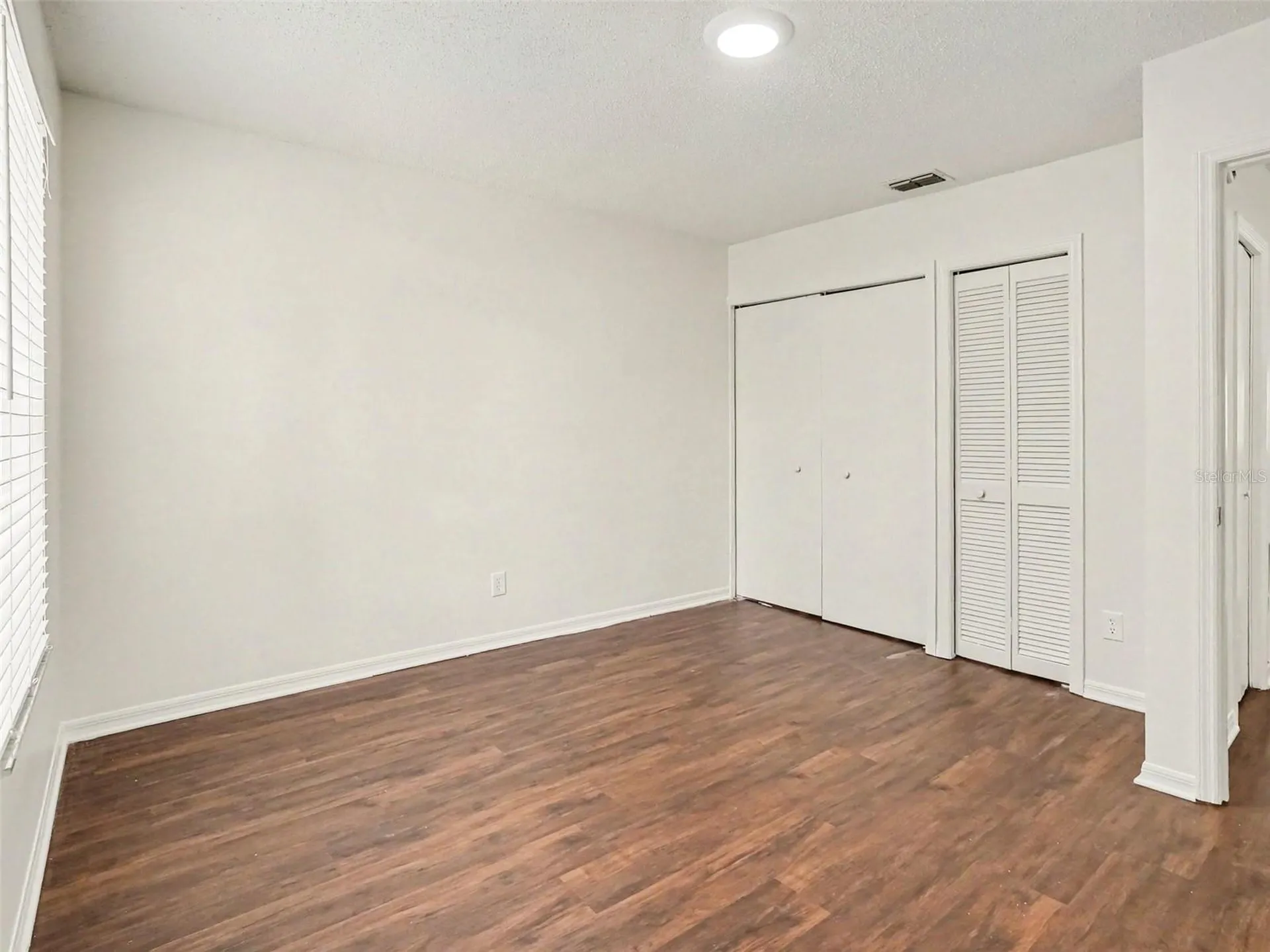 9910 N Dean Oaks Court Orlando FL 32825