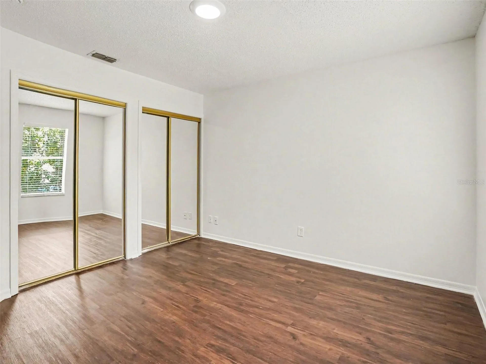 9910 N Dean Oaks Court Orlando FL 32825