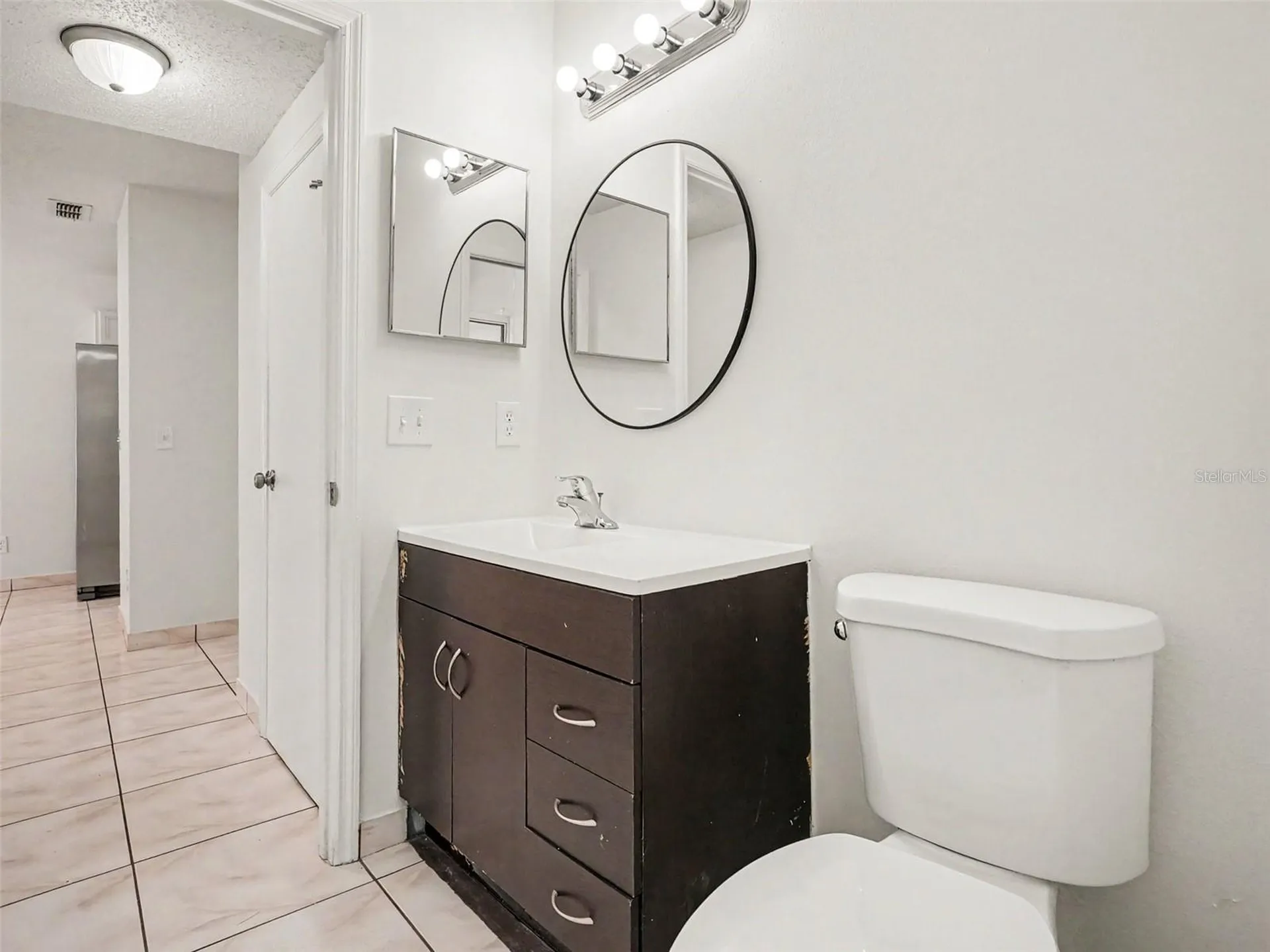9910 N Dean Oaks Court Orlando FL 32825