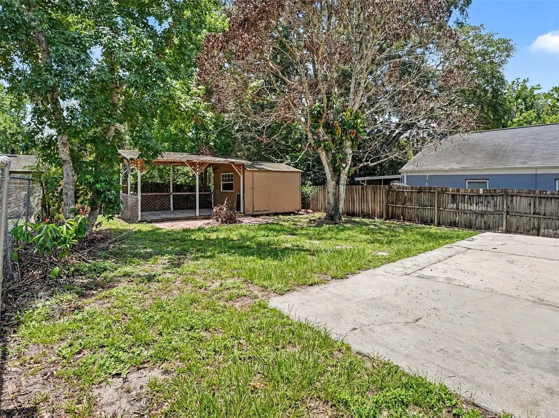 9910 N Dean Oaks Court Orlando FL 32825