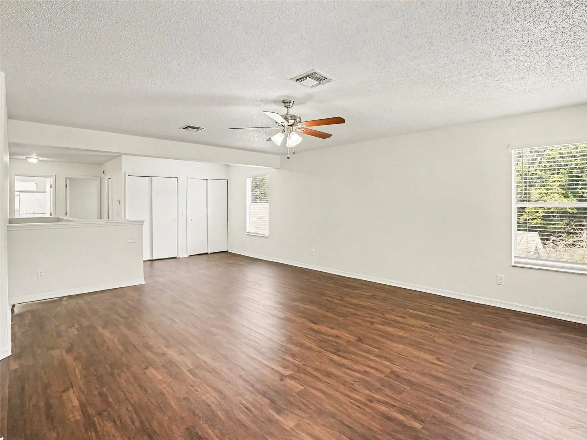 9910 N Dean Oaks Court Orlando FL 32825