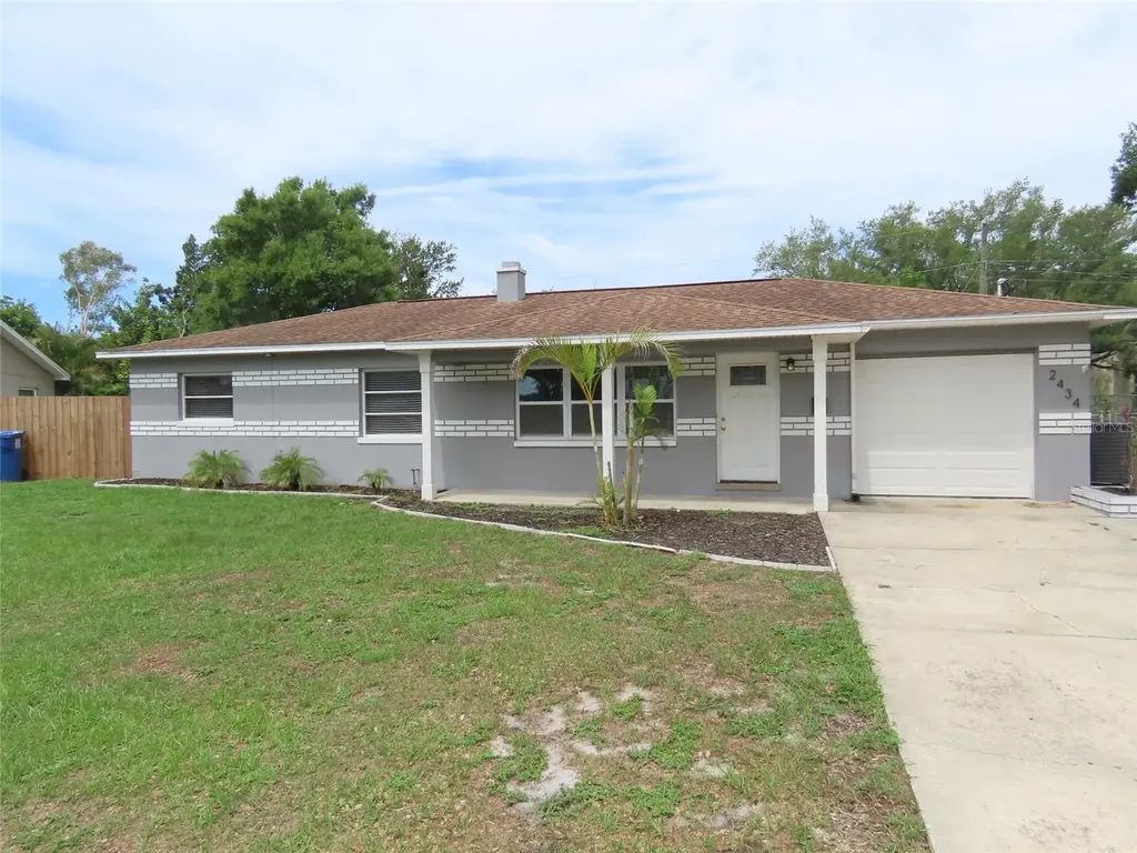 2434 65th Street N St Petersburg FL 33710