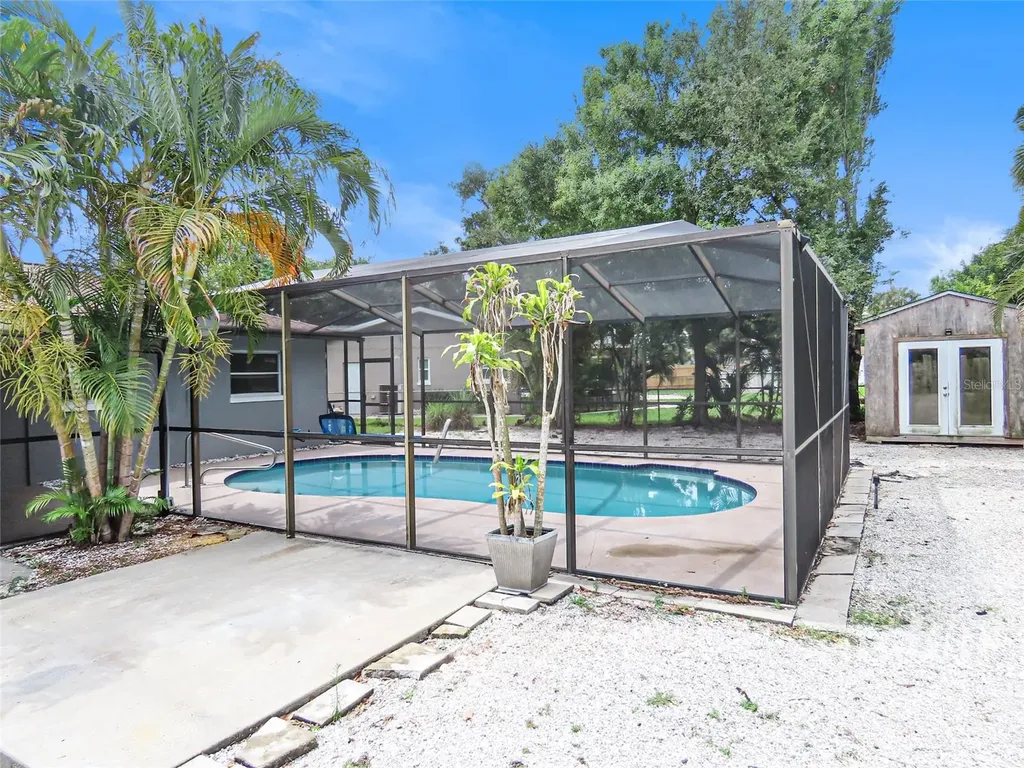 2434 65th Street N St Petersburg FL 33710