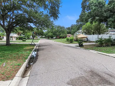 2434 65th Street N St Petersburg FL 33710