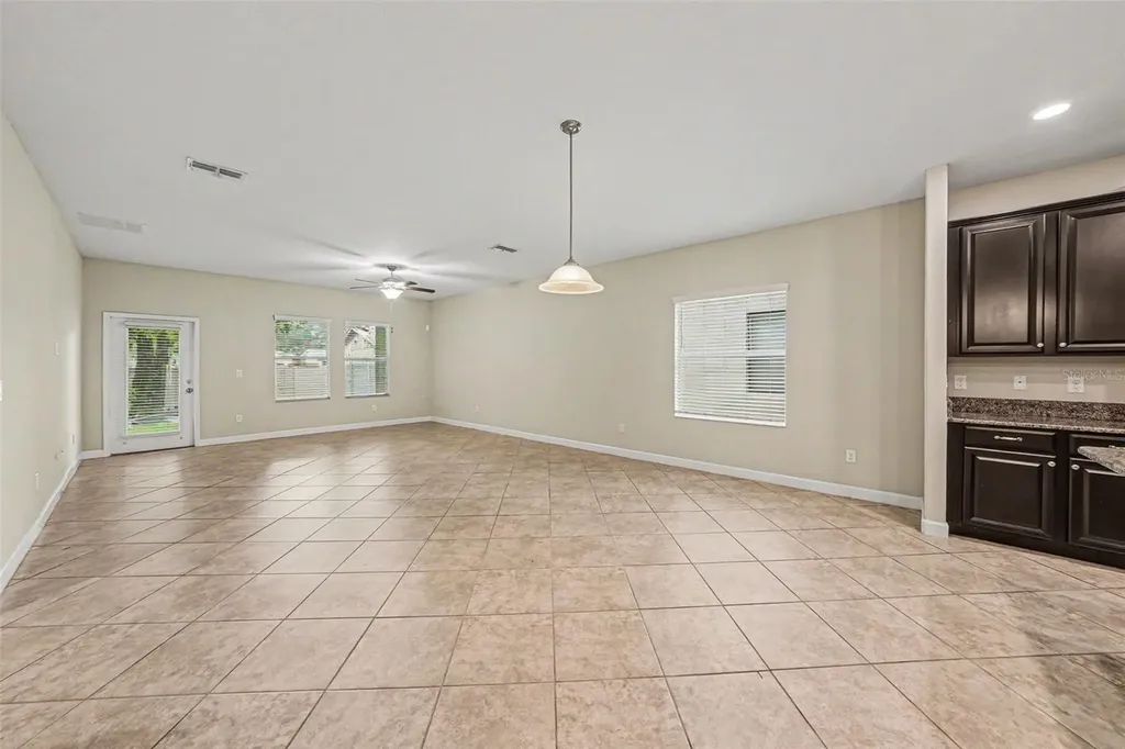 11809 Twilight Darner Place Lithia FL 33547