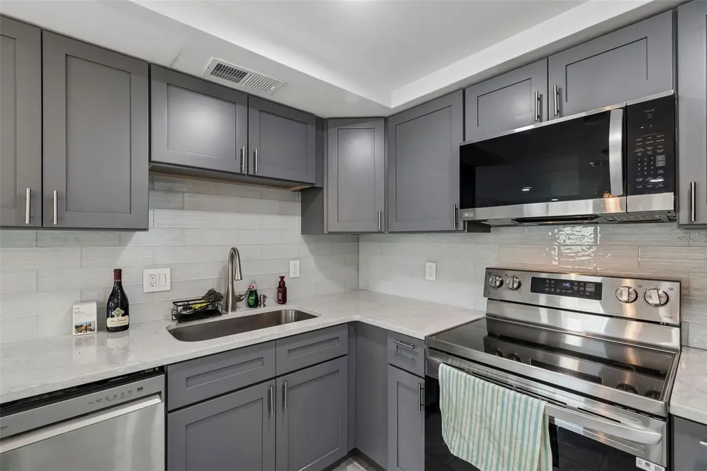 4234 Floramar Terrace New Port Richey FL 34652