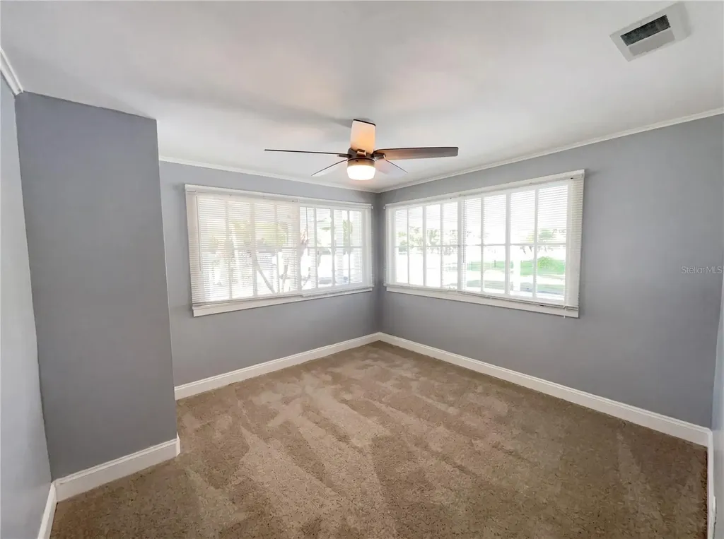 302 E Drury Avenue Kissimmee FL 34744