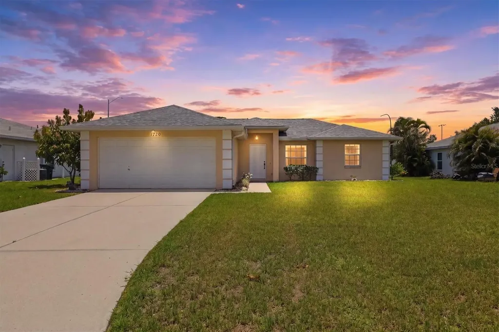 1720 Country Meadows Drive Sarasota FL 34235