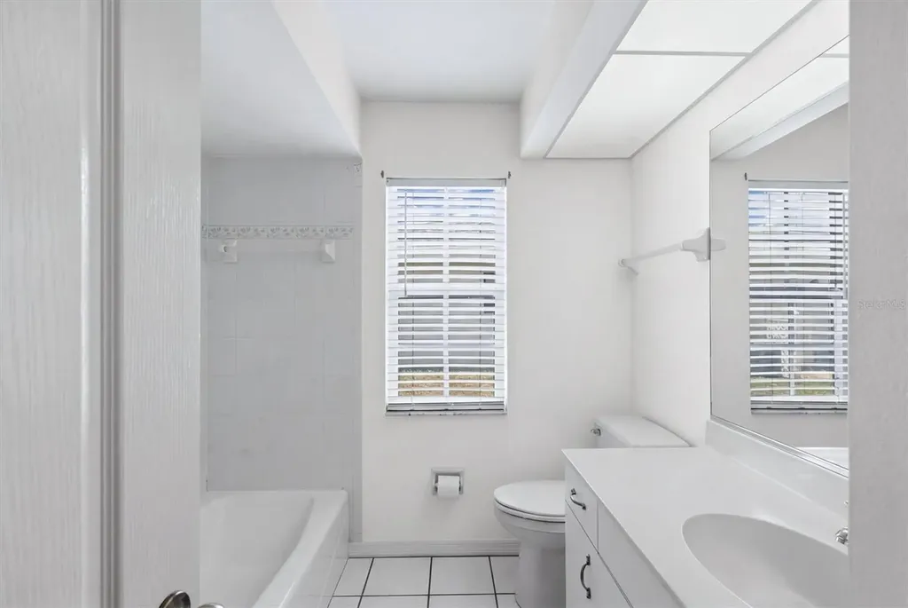 1720 Country Meadows Drive Sarasota FL 34235