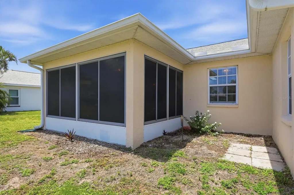 1720 Country Meadows Drive Sarasota FL 34235