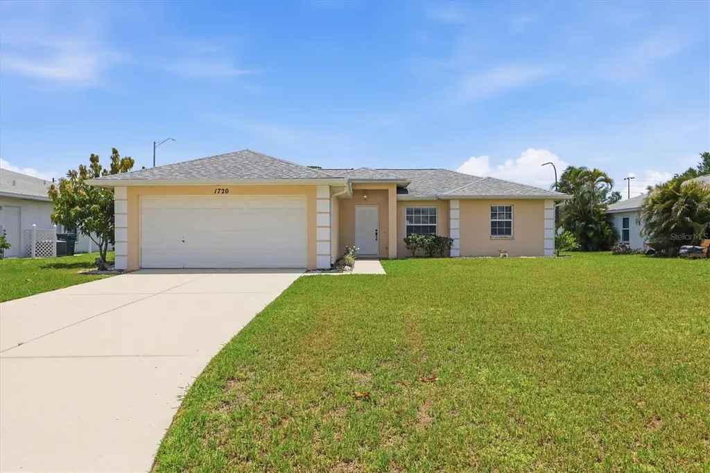 1720 Country Meadows Drive Sarasota FL 34235