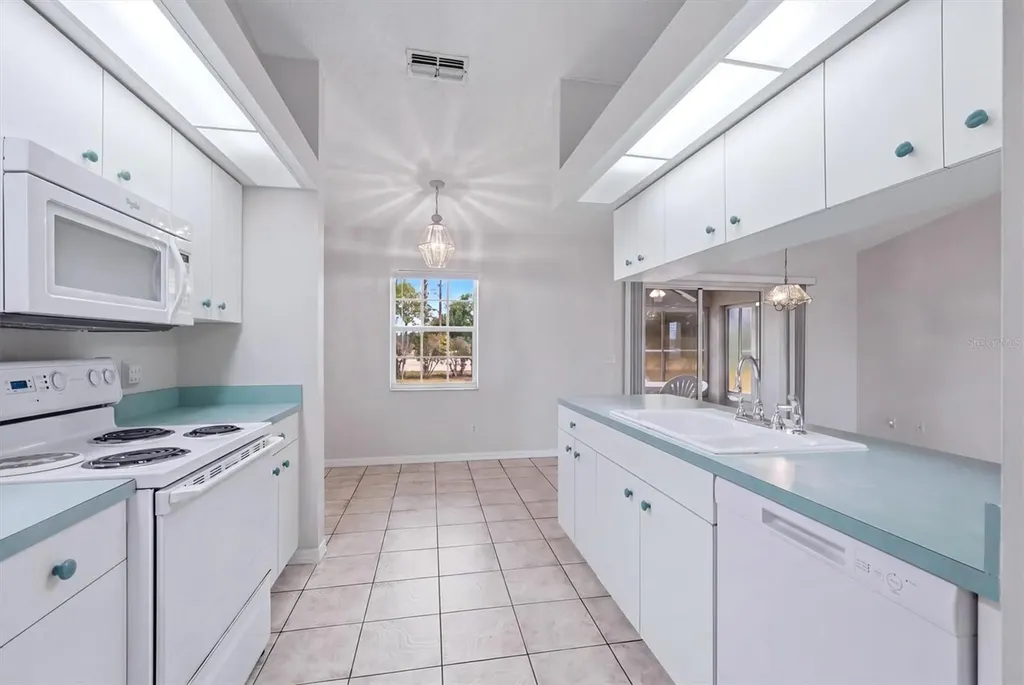 1720 Country Meadows Drive Sarasota FL 34235