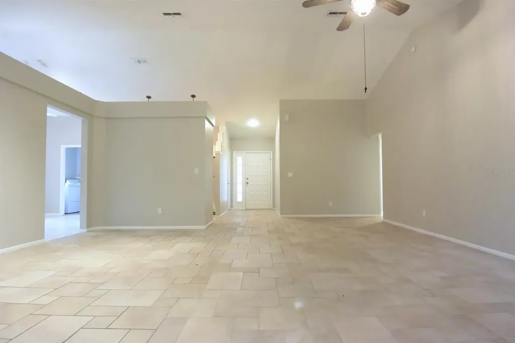 1672 Countrywood Street Tarpon Springs FL 34689