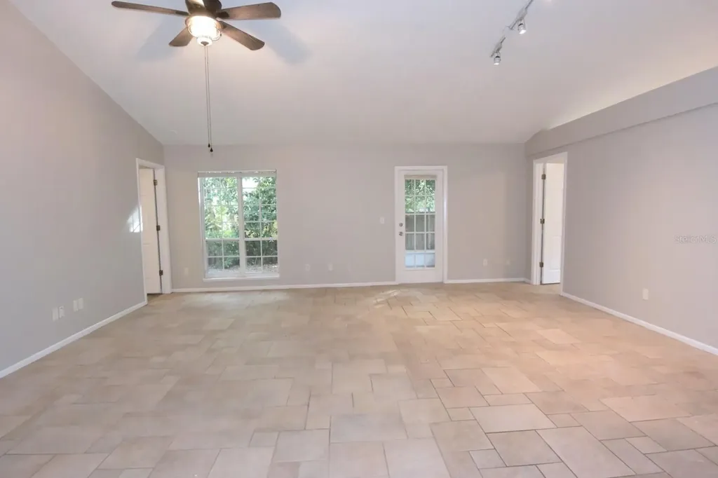 1672 Countrywood Street Tarpon Springs FL 34689