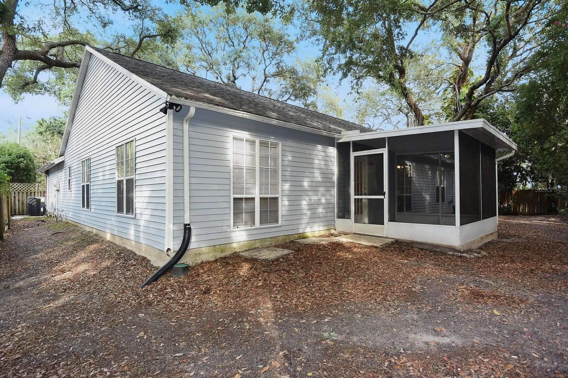 1672 Countrywood Street Tarpon Springs FL 34689