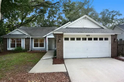 1672 Countrywood Street Tarpon Springs FL 34689