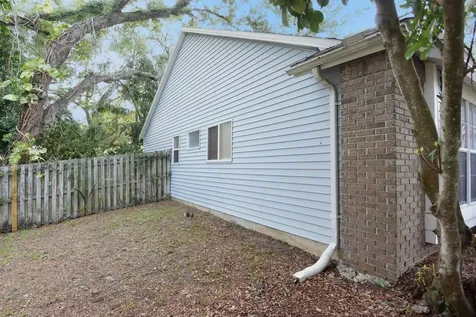 1672 Countrywood Street Tarpon Springs FL 34689