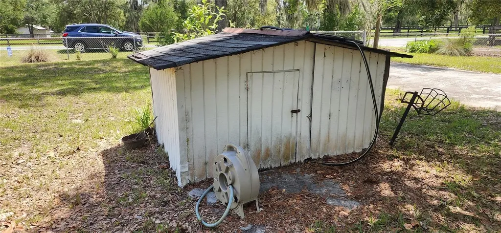 19865 SW 5th Place Dunnellon FL 34431