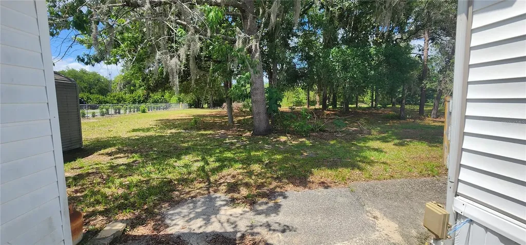 19865 SW 5th Place Dunnellon FL 34431