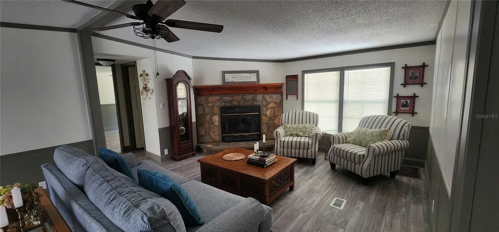 19865 SW 5th Place Dunnellon FL 34431