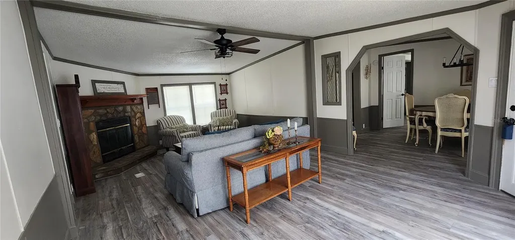 19865 SW 5th Place Dunnellon FL 34431