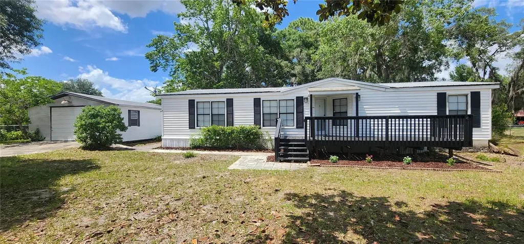 19865 SW 5th Place Dunnellon FL 34431