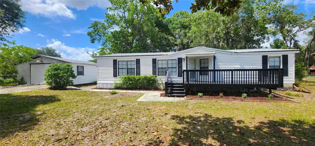 19865 SW 5th Place Dunnellon FL 34431