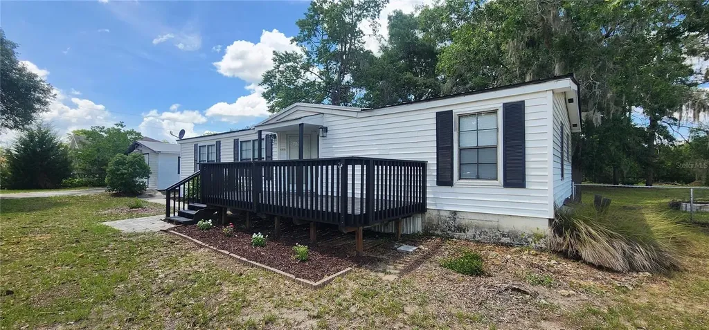 19865 SW 5th Place Dunnellon FL 34431