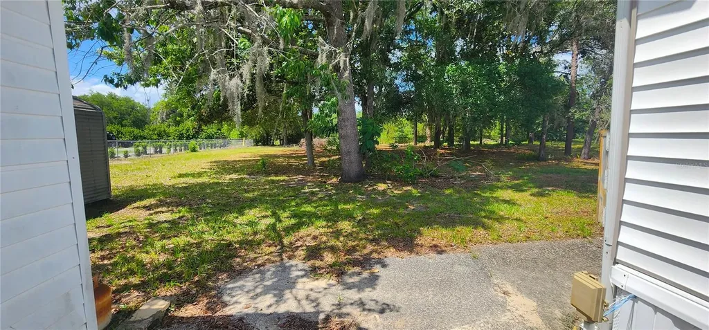 19865 SW 5th Place Dunnellon FL 34431