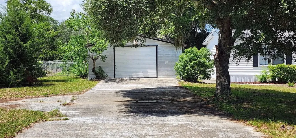 19865 SW 5th Place Dunnellon FL 34431