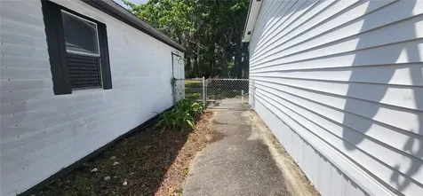 19865 SW 5th Place Dunnellon FL 34431