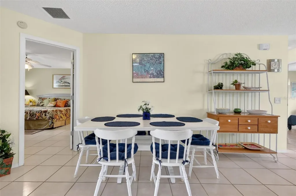 422 San Marino Drive The Villages FL 32159