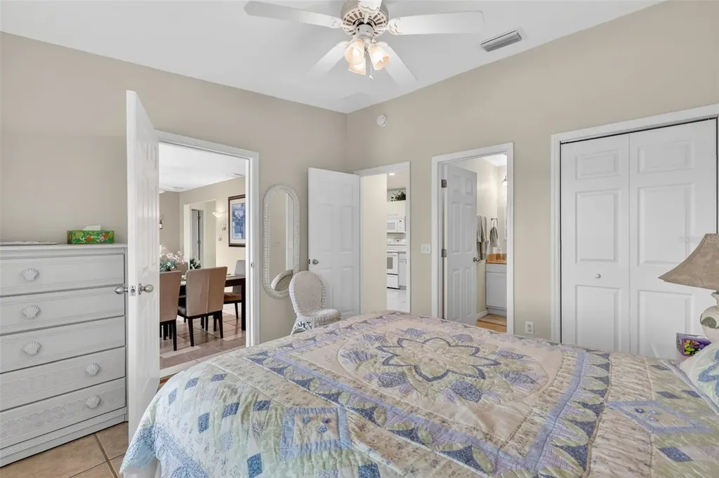 422 San Marino Drive The Villages FL 32159