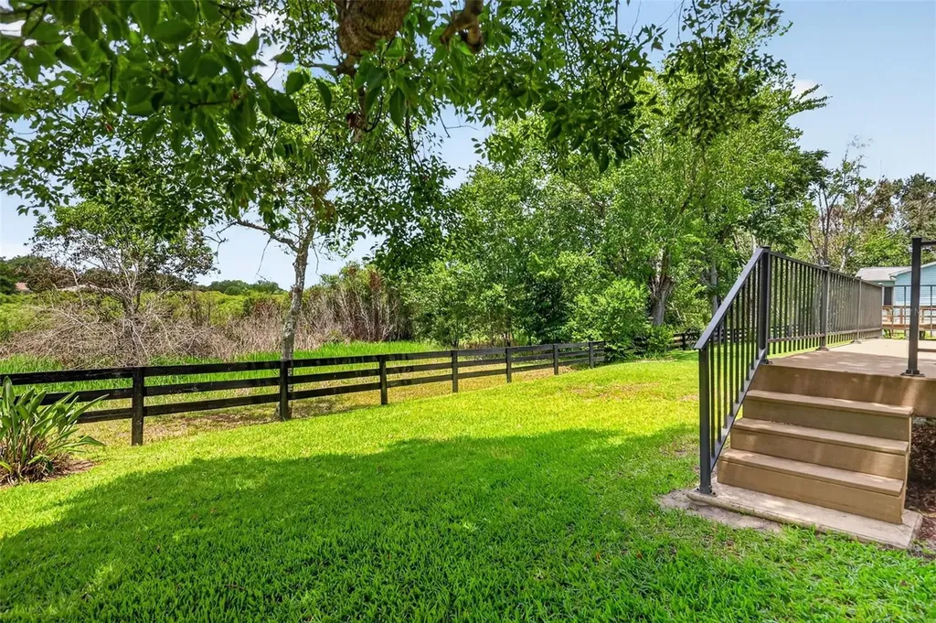 422 San Marino Drive The Villages FL 32159