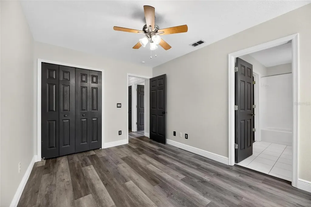 16003 Ridley Place Tampa FL 33647