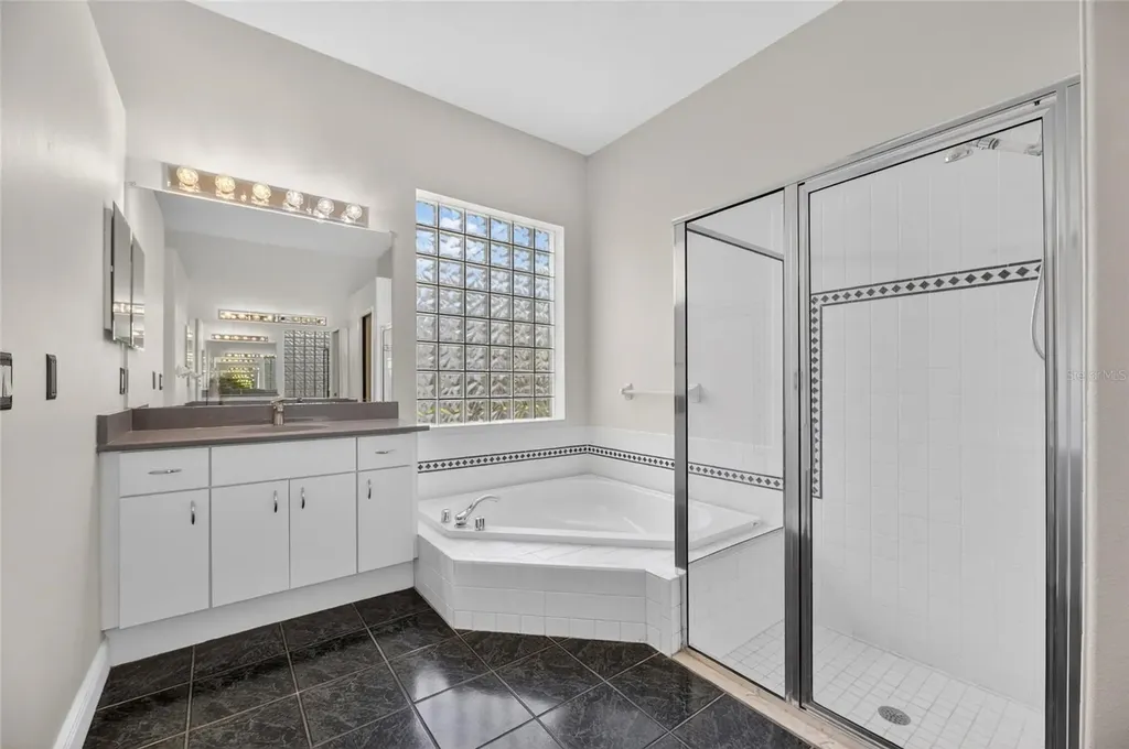 16003 Ridley Place Tampa FL 33647