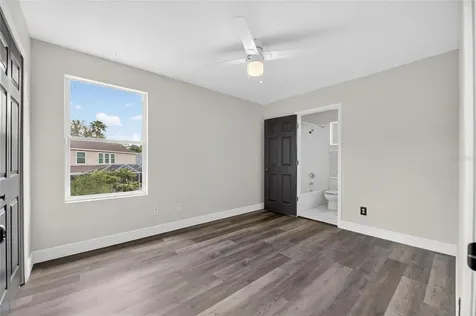 16003 Ridley Place Tampa FL 33647
