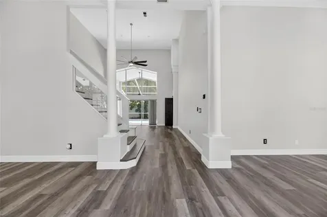 16003 Ridley Place Tampa FL 33647