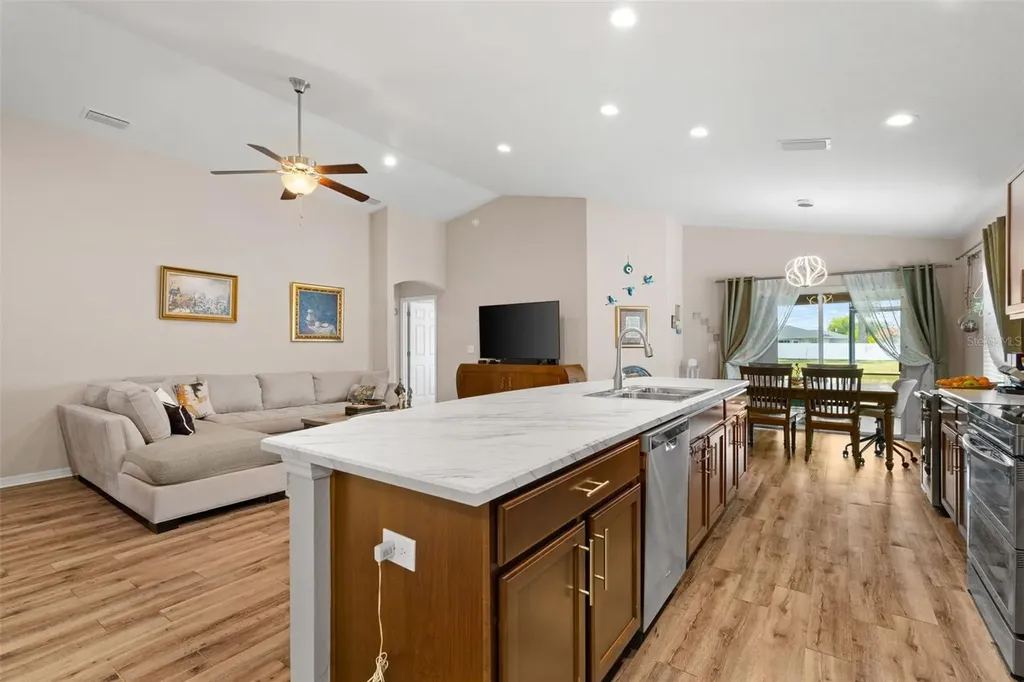 2014 Danes Court Lakeland FL 33810