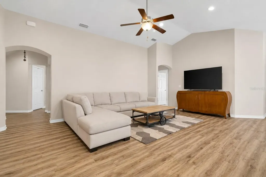 2014 Danes Court Lakeland FL 33810