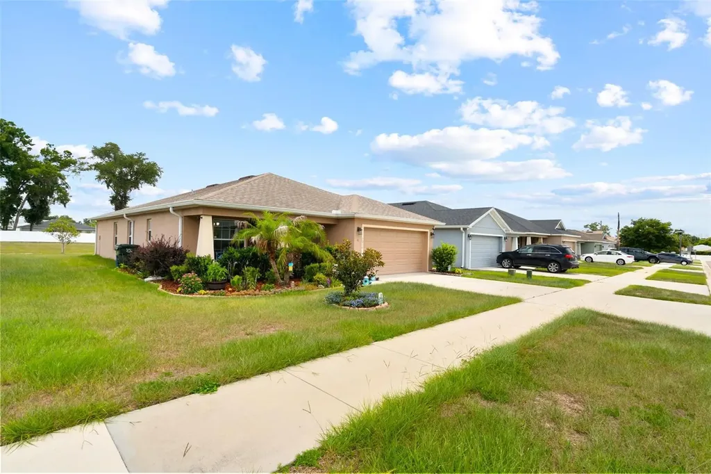 2014 Danes Court Lakeland FL 33810