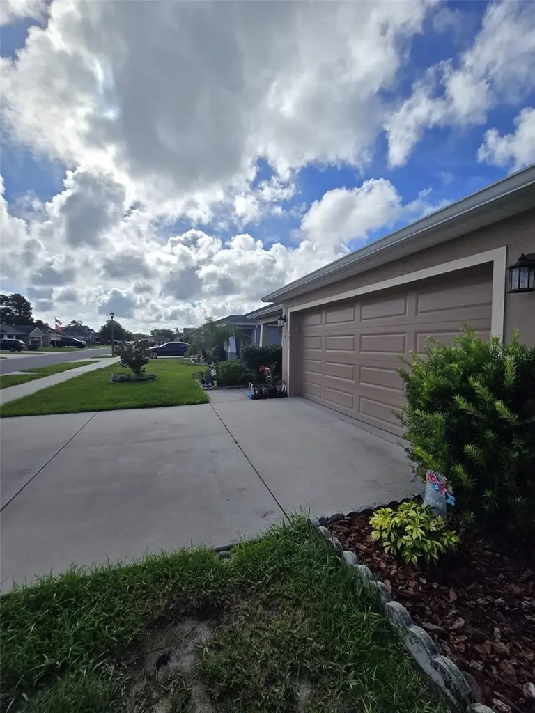 2014 Danes Court Lakeland FL 33810