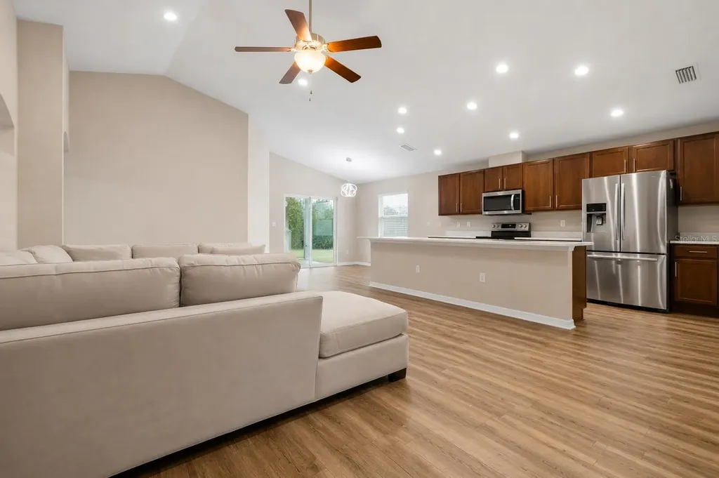 2014 Danes Court Lakeland FL 33810