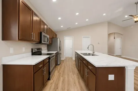 2014 Danes Court Lakeland FL 33810