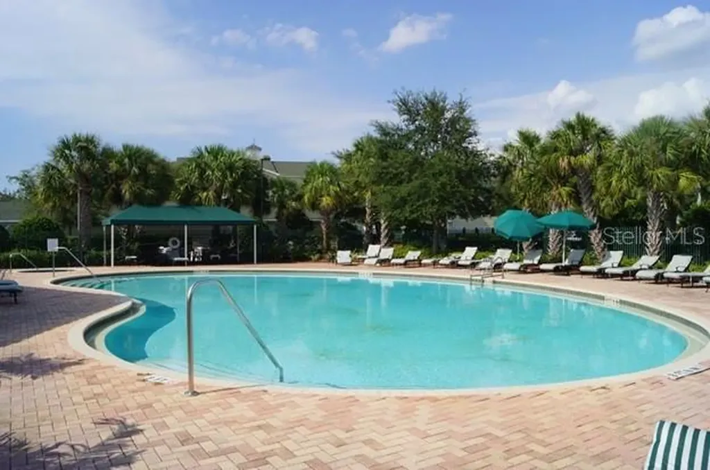 18477 Bridle Club Drive Tampa FL 33647