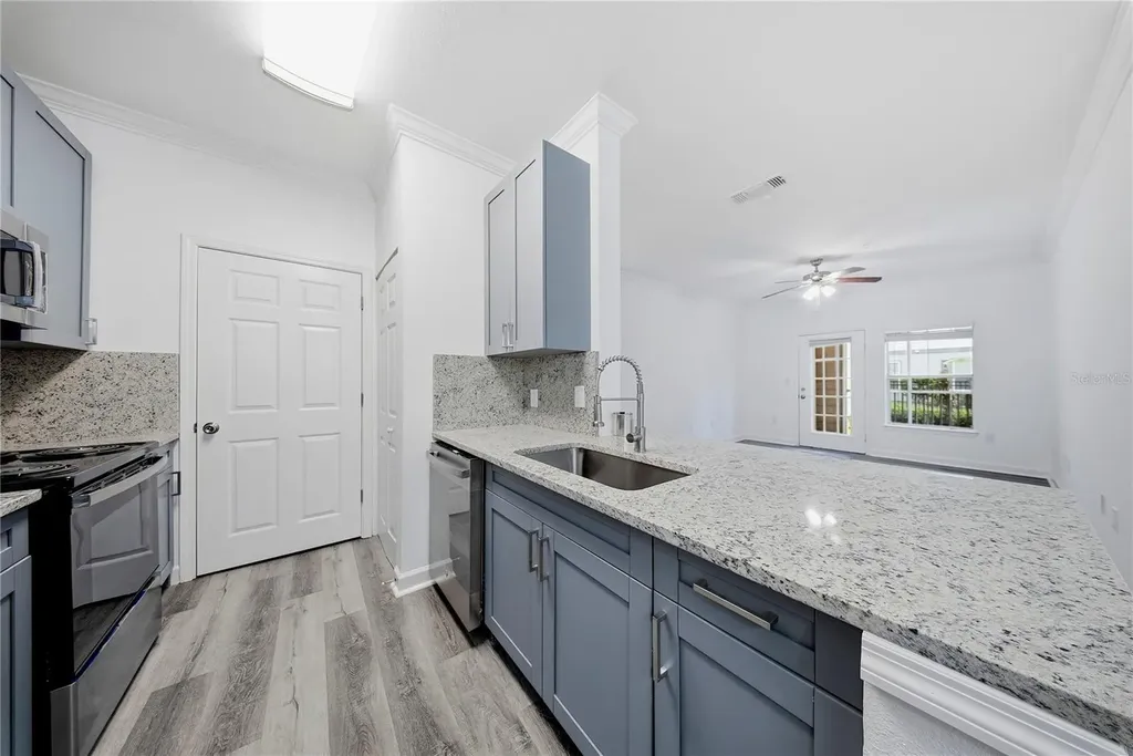 18477 Bridle Club Drive Tampa FL 33647